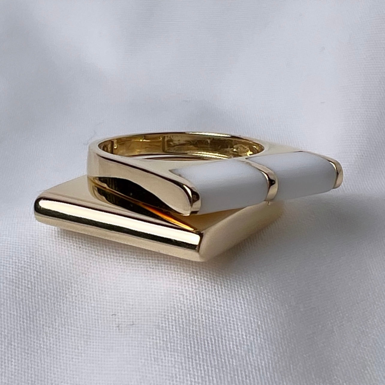 CARABINER 02