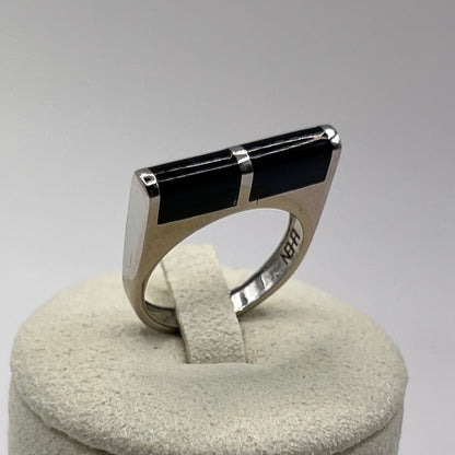 CARABINER 02
