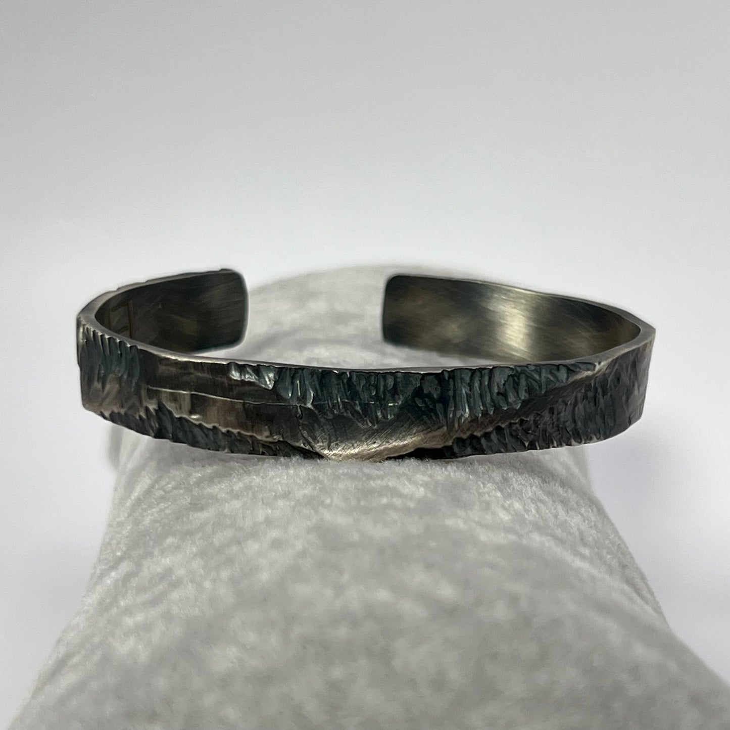 Raw Grace Bracelet 01