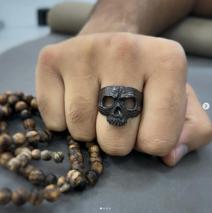 Skull ring
