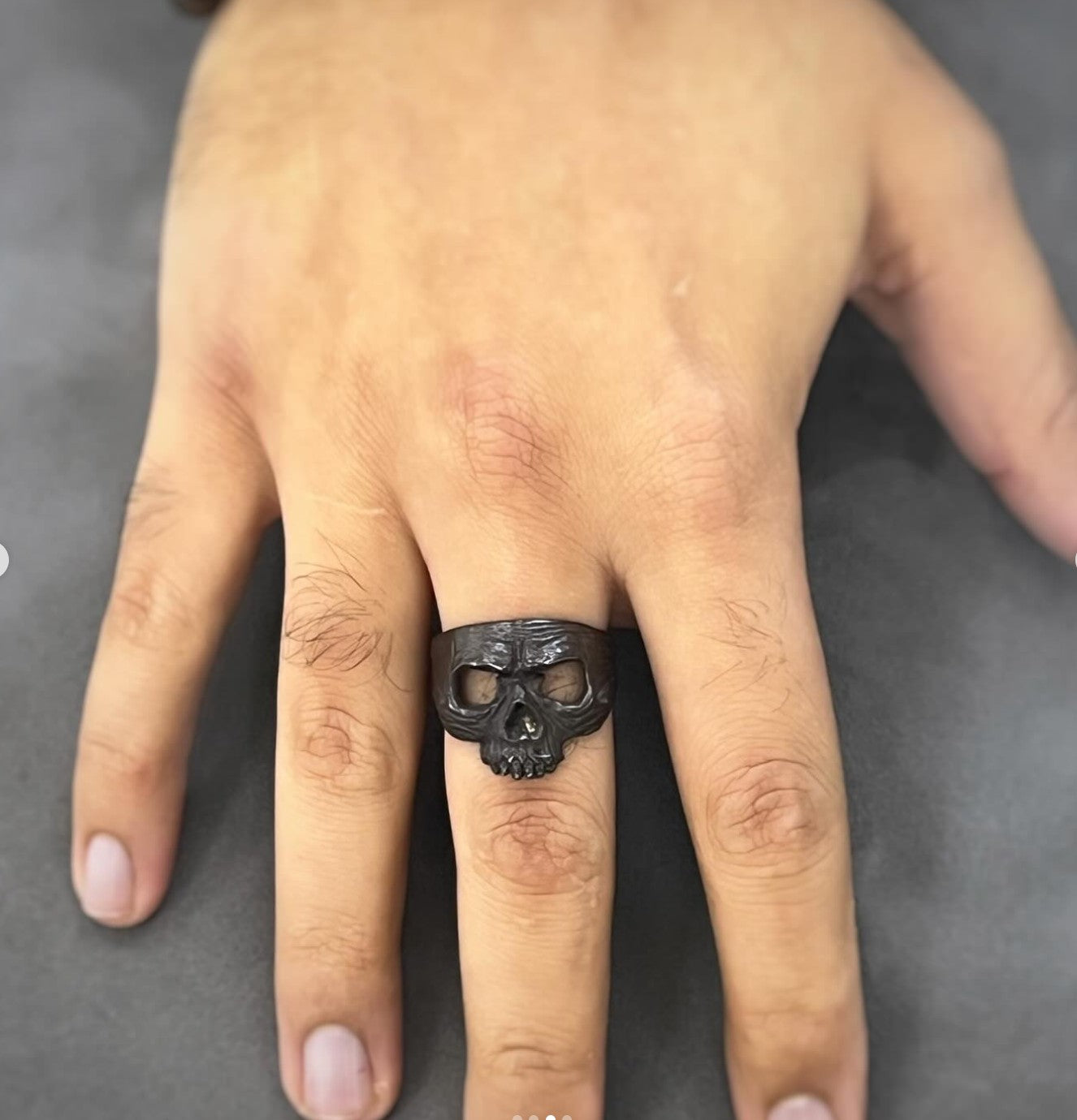 Skull ring